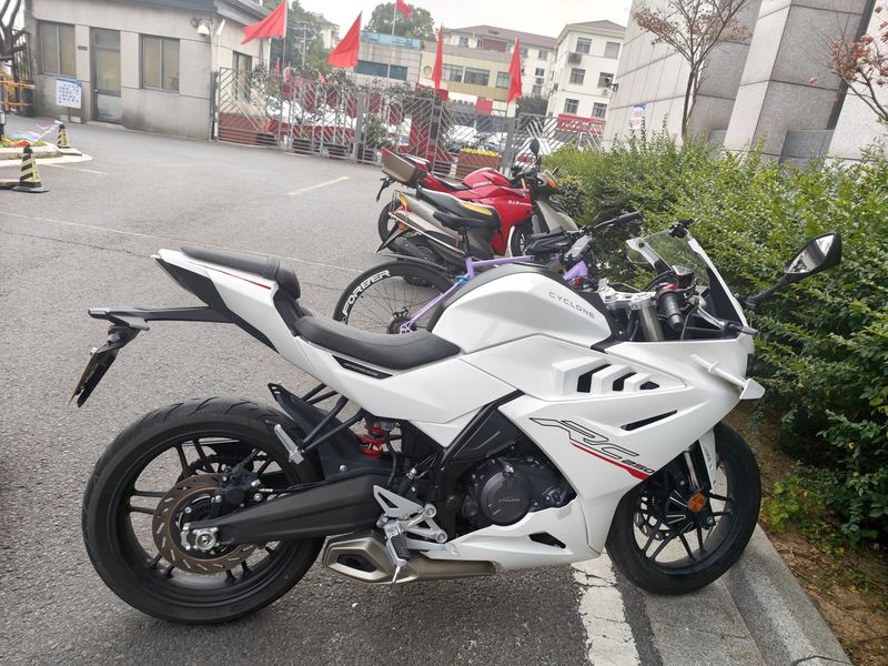 二手赛科龙RC250