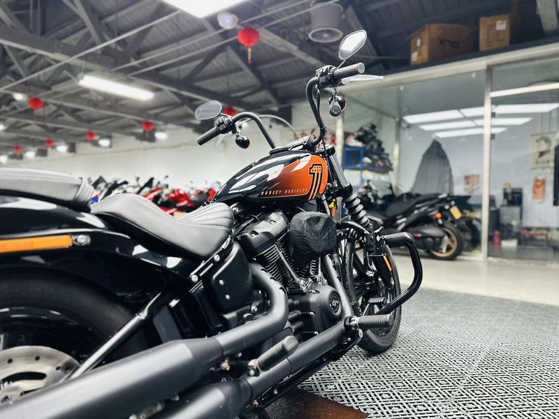 二手哈雷戴维森街霸 Street Bob