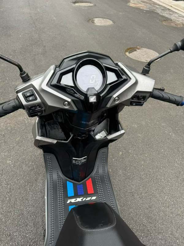 二手新大洲本田裂行 RX125Fi