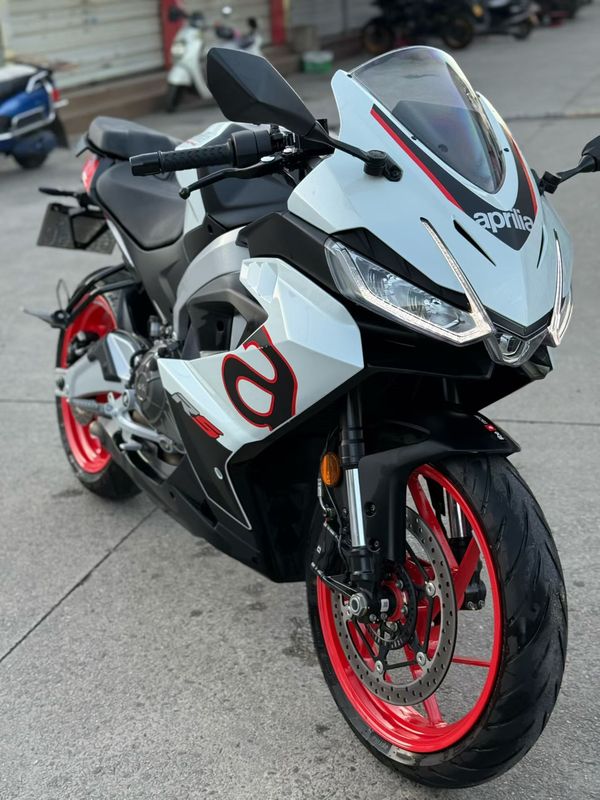二手阿普利亚RS 457