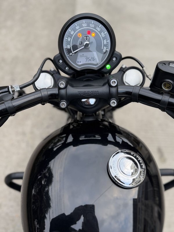 二手凯旋Bonneville Bobber