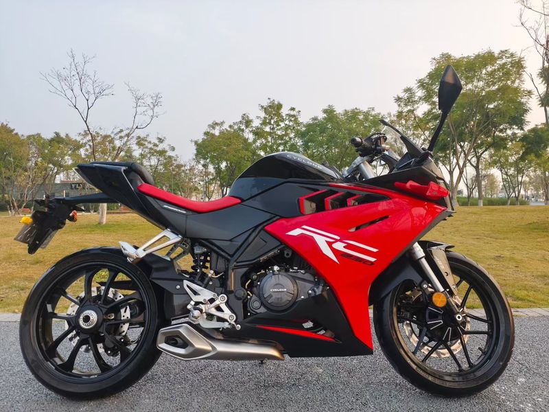 二手赛科龙RC250