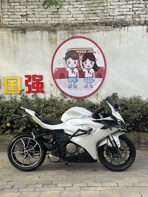 二手QJMOTOR赛250