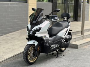 二手三阳哈士奇 Husky ADV300