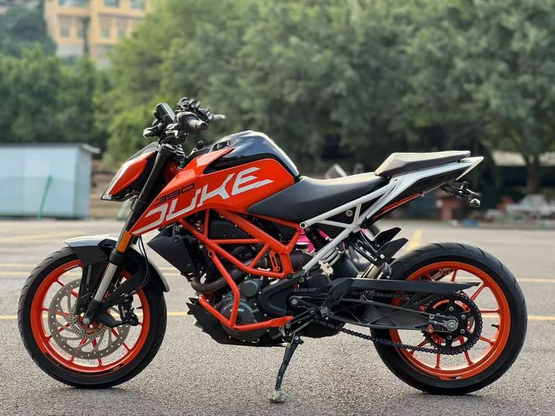 二手KTMR2R390 Duke