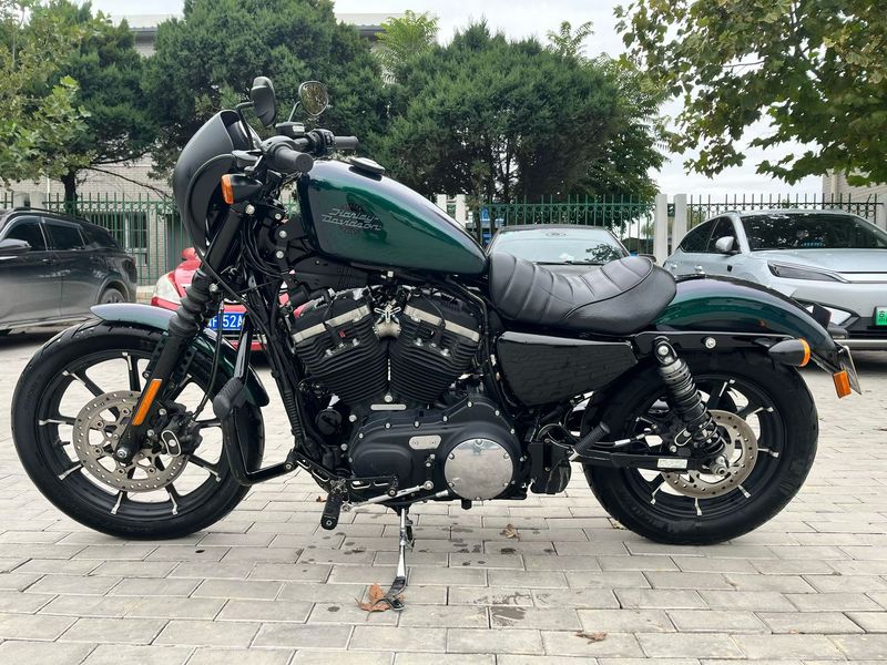 二手哈雷戴维森Iron883 硬汉