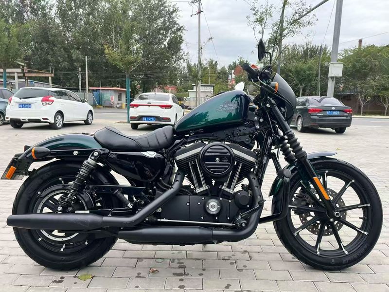 二手哈雷戴维森Iron883 硬汉