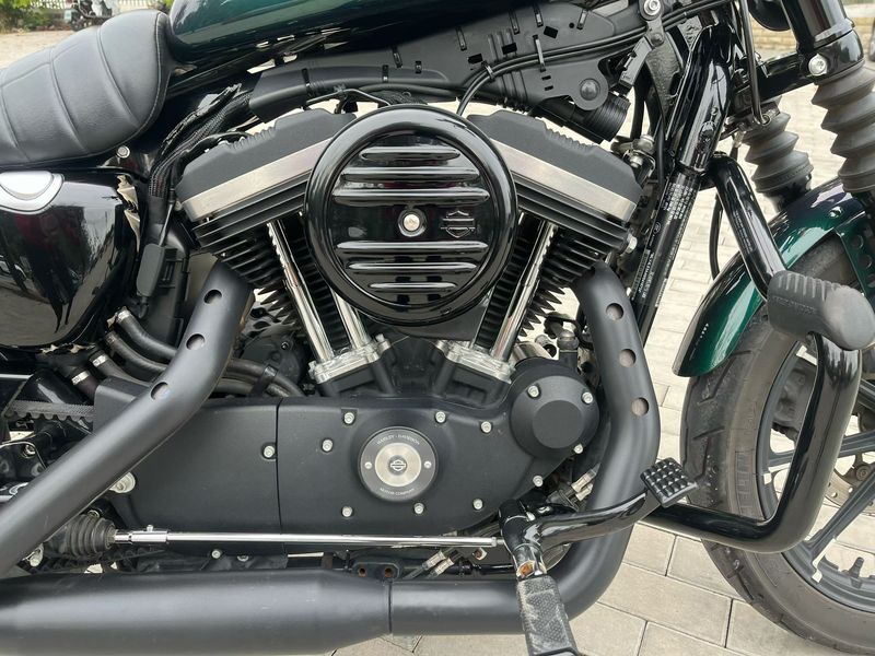 二手哈雷戴维森Iron883 硬汉