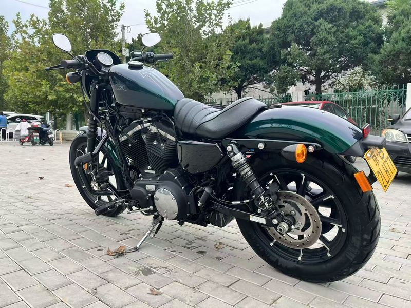 二手哈雷戴维森Iron883 硬汉