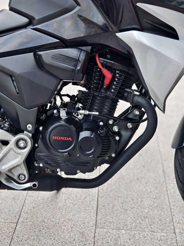 二手五羊本田CB190R 暴锋眼