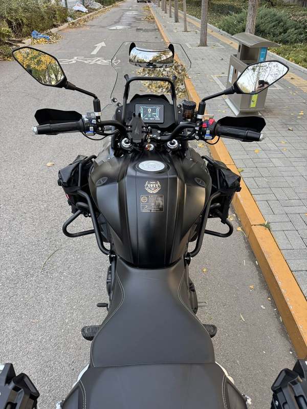 二手贝纳利TRK552