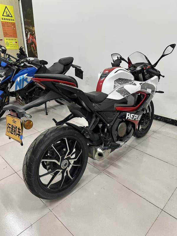 二手QJMOTOR赛250
