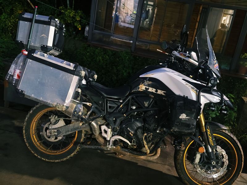 二手贝纳利TRK702