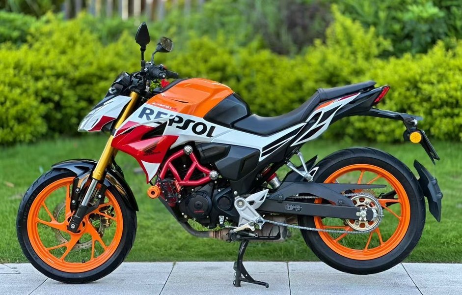 二手五羊本田CB190R 暴锋眼