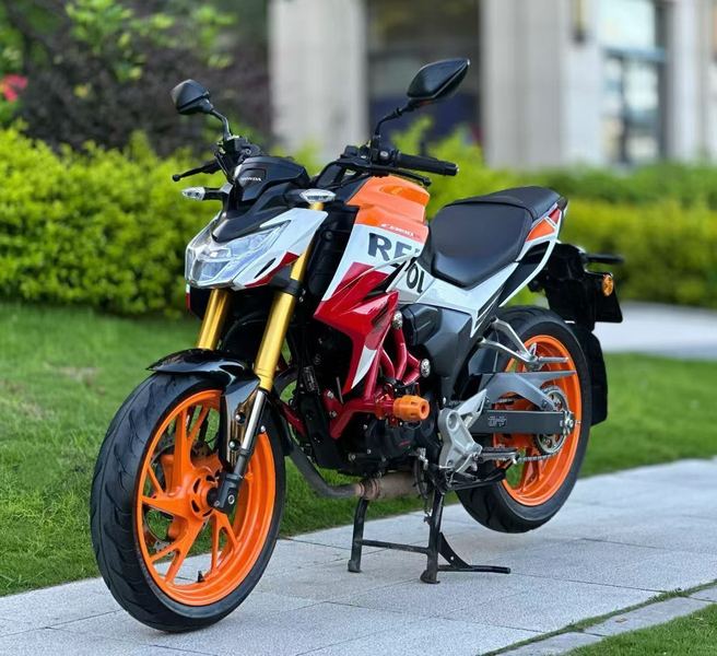 二手五羊本田CB190R 暴锋眼