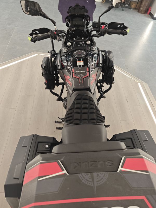 二手豪爵铃木DL250