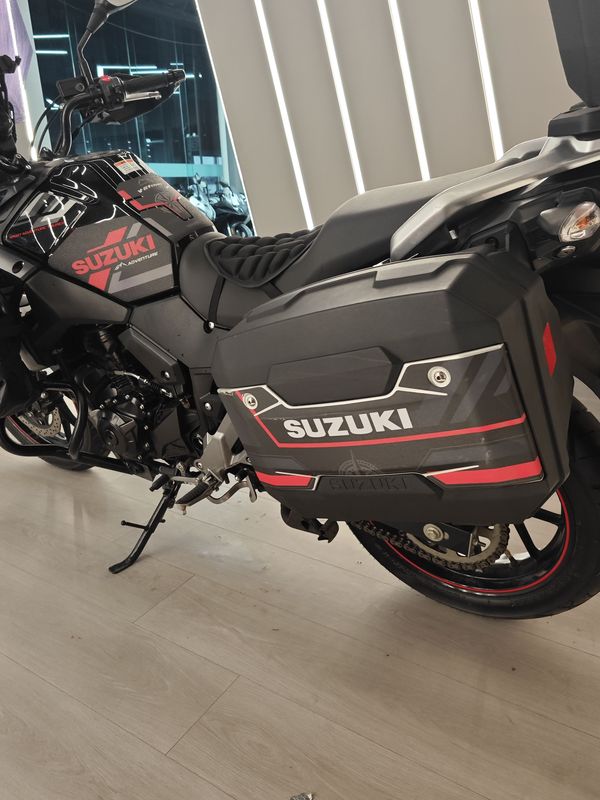 二手豪爵铃木DL250