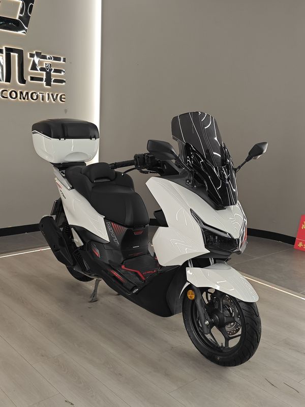 二手五羊本田NWT150