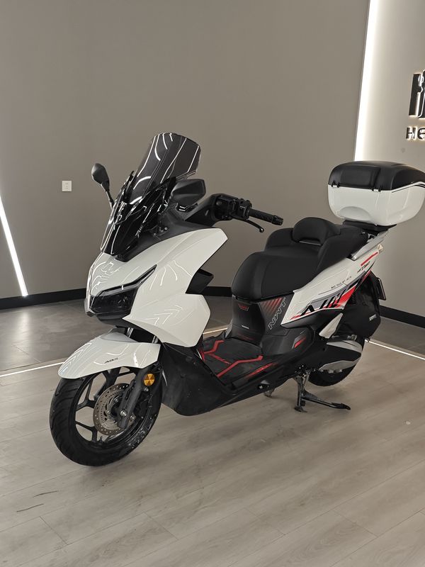 二手五羊本田NWT150