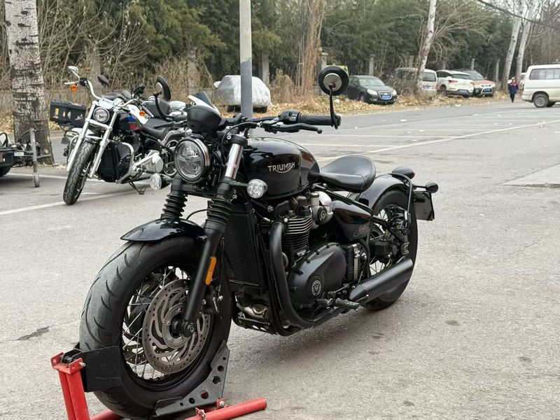 二手凯旋Bonneville Bobber