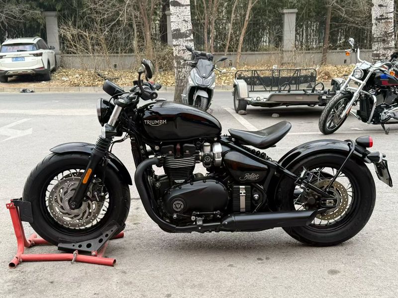 二手凯旋Bonneville Bobber