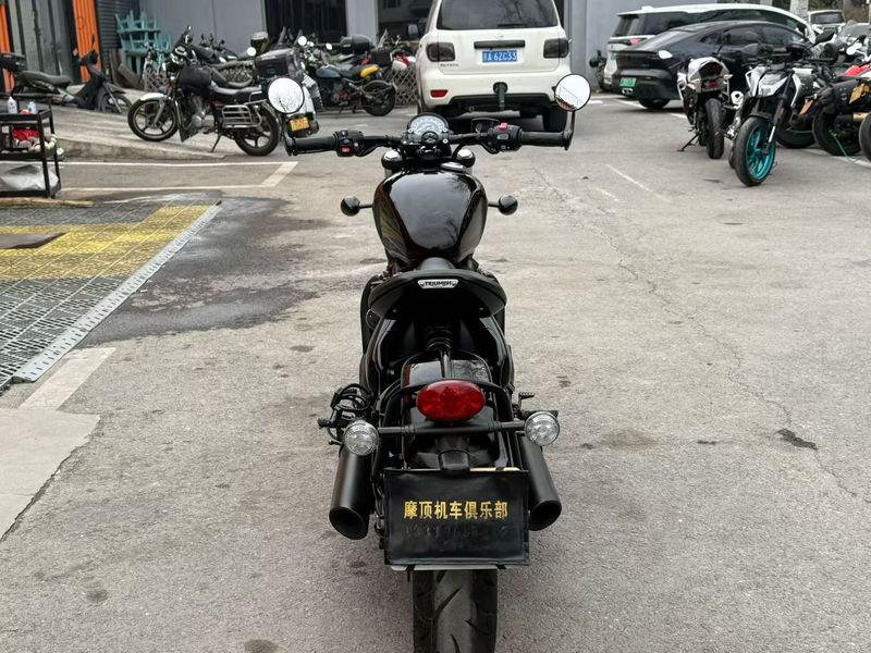 二手凯旋Bonneville Bobber