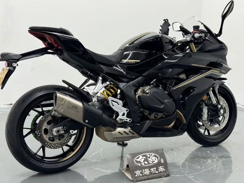二手QJMOTOR赛800