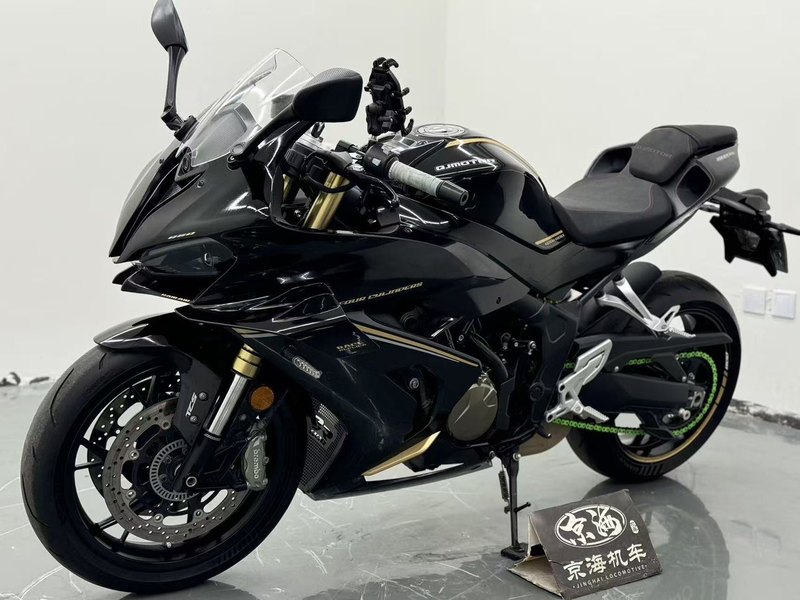 二手QJMOTOR赛800