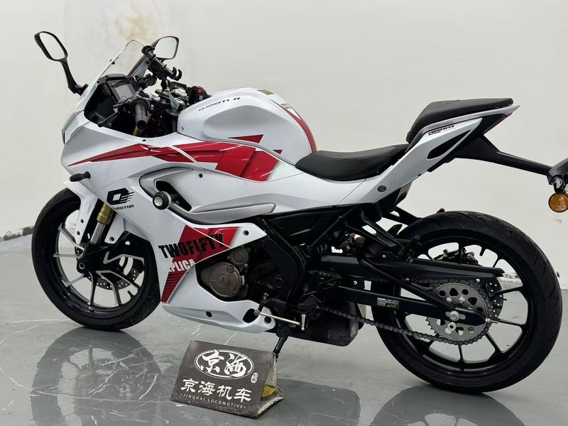 二手QJMOTOR赛250