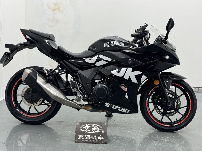 二手豪爵铃木GSX250R