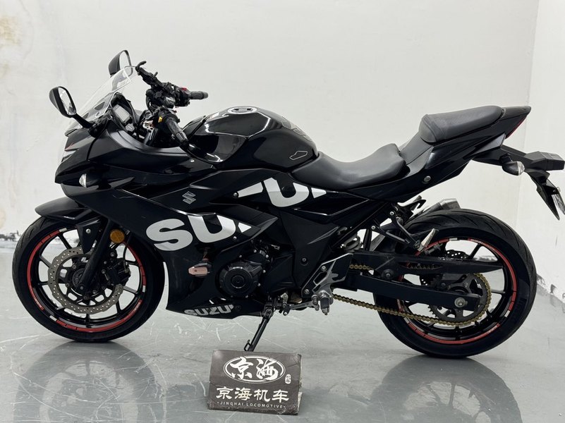 二手豪爵铃木GSX250R