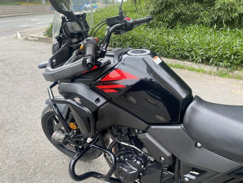 二手豪爵铃木DL250