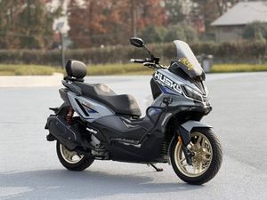 二手三阳哈士奇 Husky ADV300