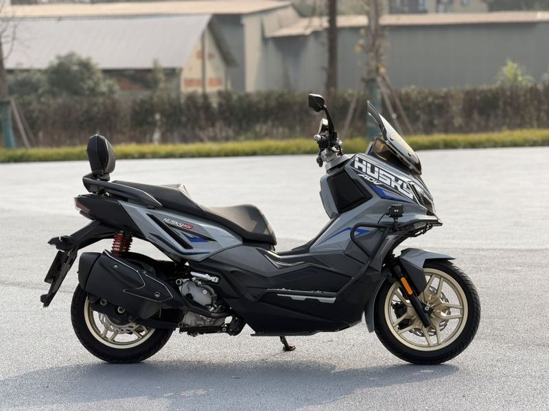 二手三阳哈士奇 Husky ADV300