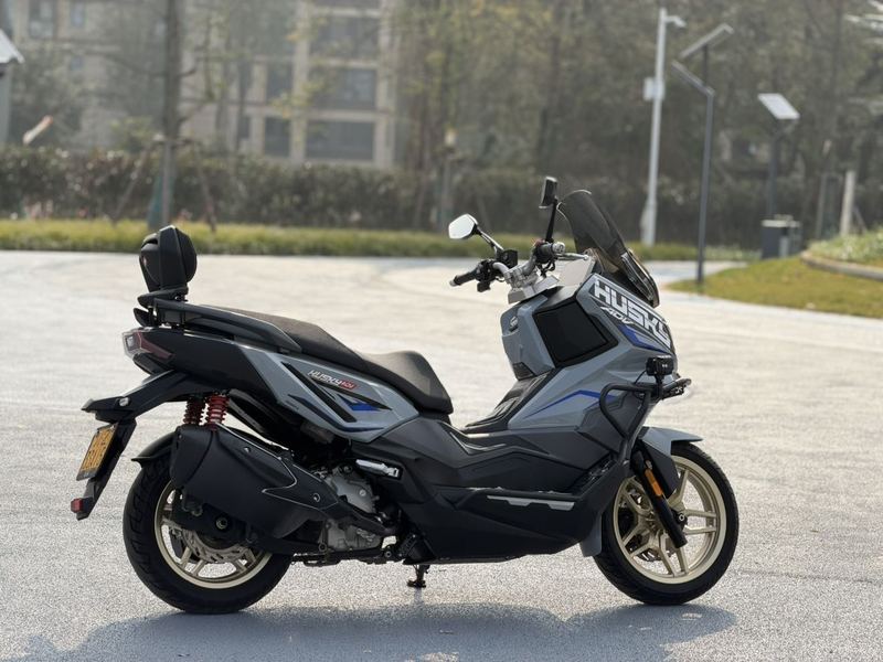 二手三阳哈士奇 Husky ADV300