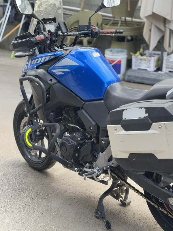 二手豪爵铃木DL250