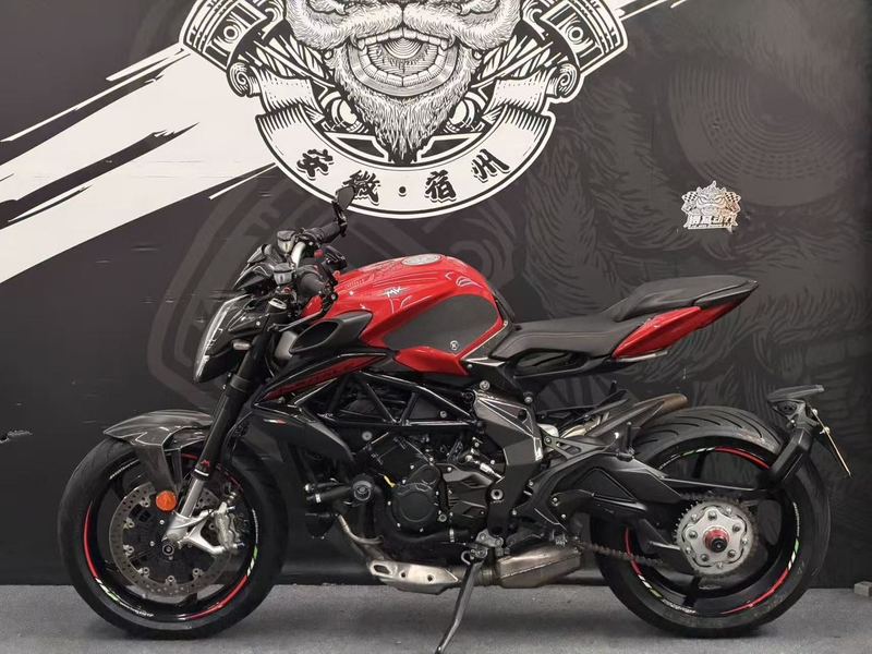 二手奥古斯塔Brutale 800