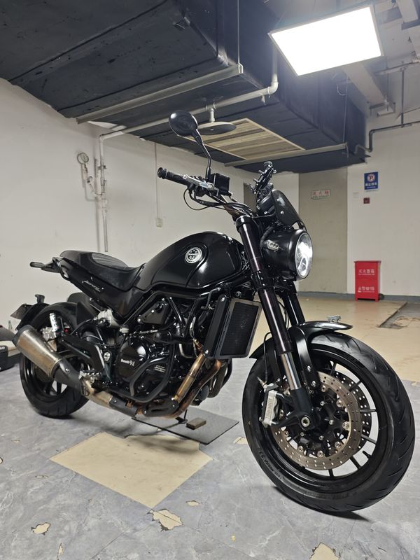 二手贝纳利幼狮 Leoncino 500