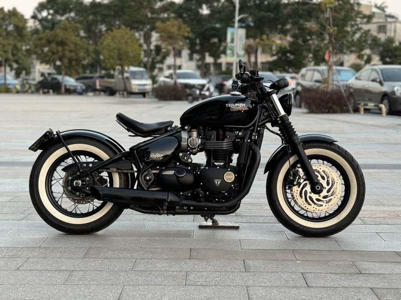 二手凯旋Bonneville Bobber