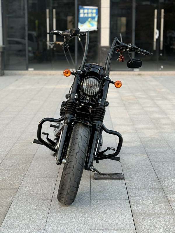 二手哈雷戴维森1200 Custom