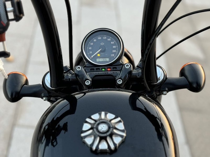 二手哈雷戴维森1200 Custom