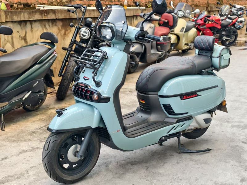 二手维多利亚Sixties 250Si