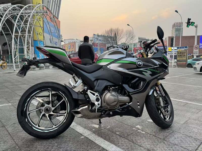 二手QJMOTOR赛550