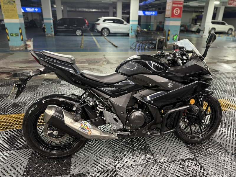 二手豪爵铃木GSX250R