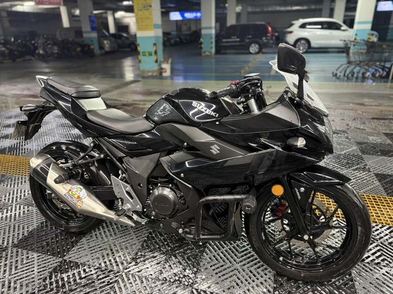 二手豪爵铃木GSX250R