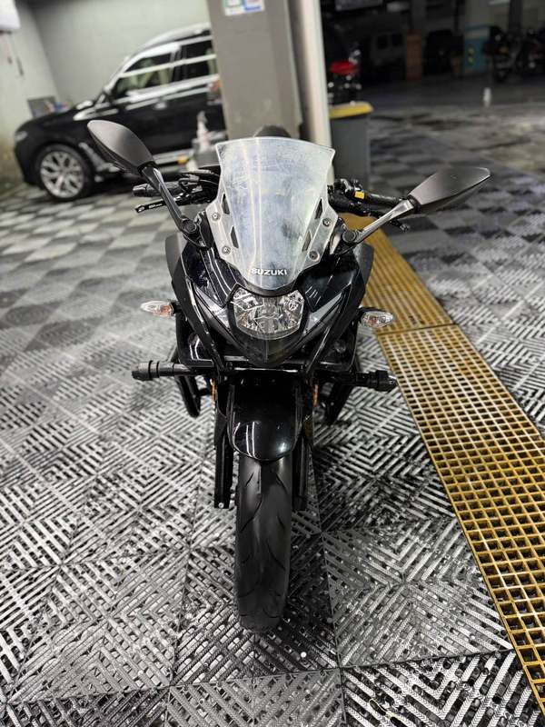 二手豪爵铃木GSX250R