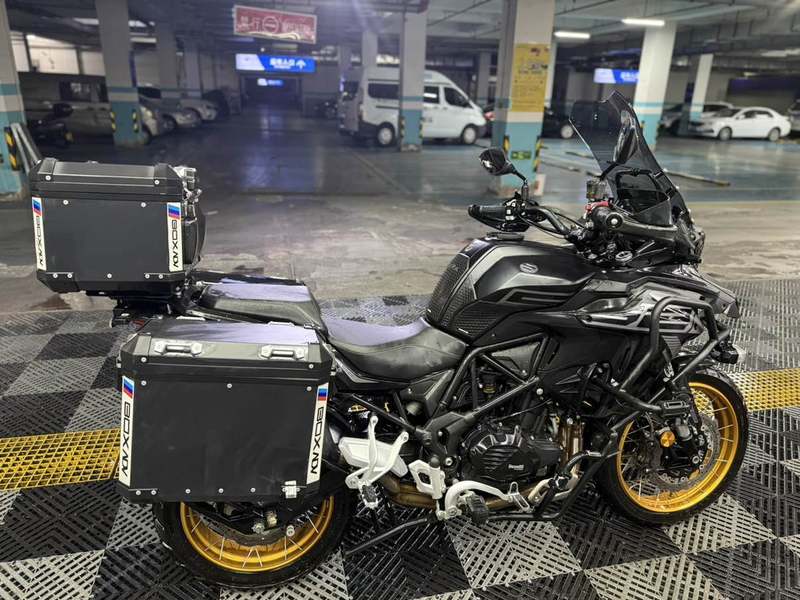 二手贝纳利TRK552