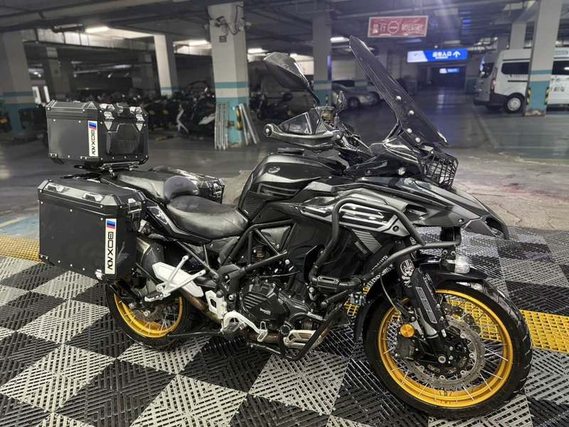 二手贝纳利TRK552