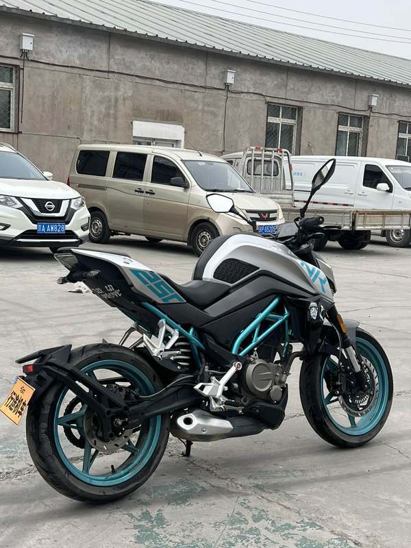 二手春风250NK