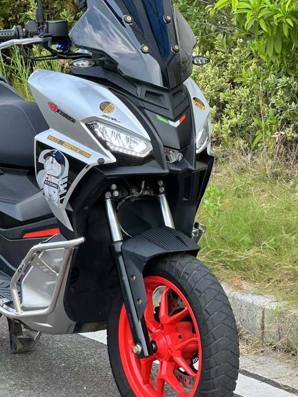 二手阿普利亚SR GT 200